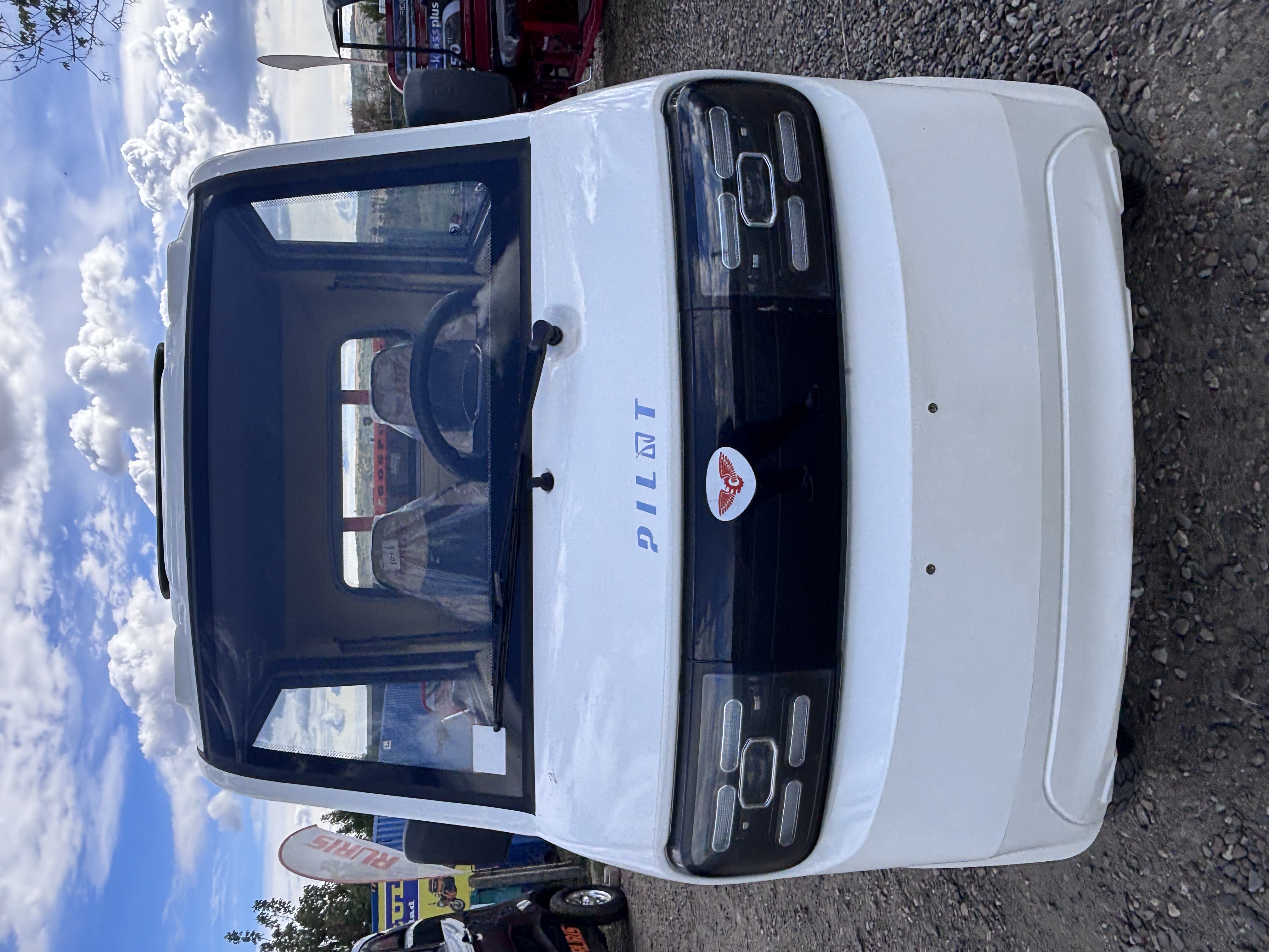 Camioneta electric Ruris Pilot 5000S